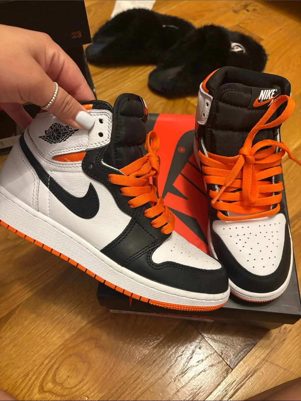 Electric Orange 1’s